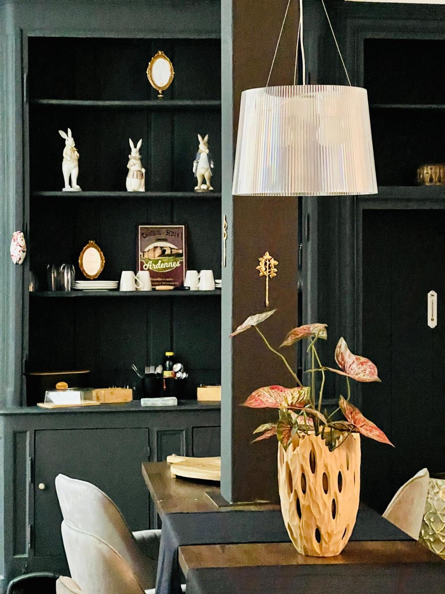 La Suite De Notre Dame Au Pied Du Chateau Fort Sedan Extérieur photo
