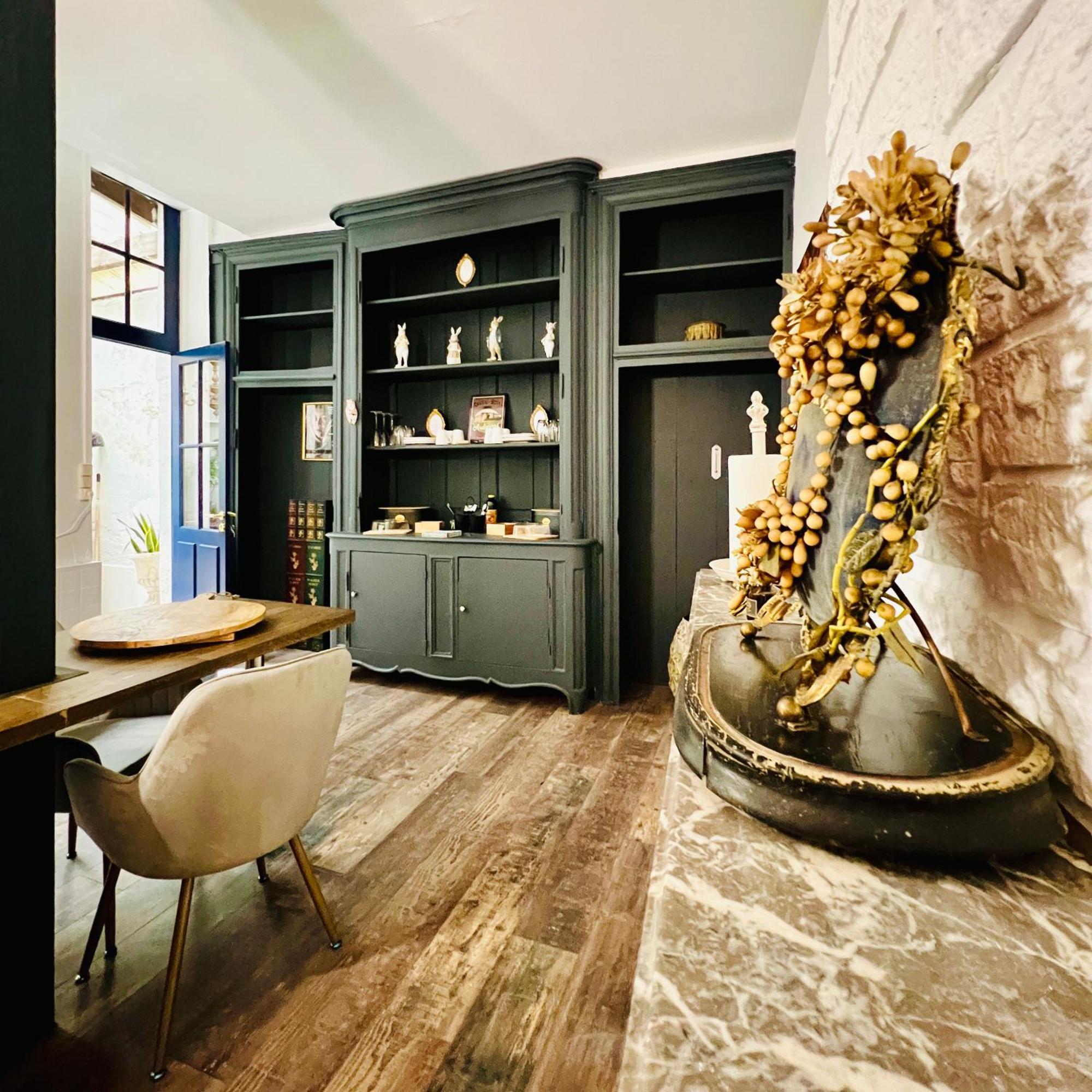 La Suite De Notre Dame Au Pied Du Chateau Fort Sedan Extérieur photo