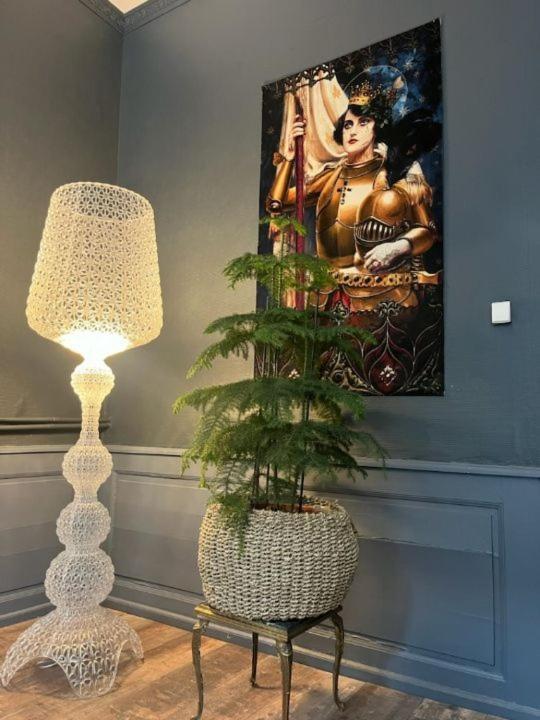 La Suite De Notre Dame Au Pied Du Chateau Fort Sedan Extérieur photo